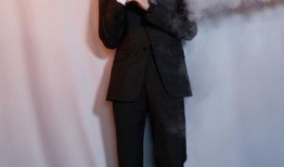 吴彤爆料刘耀文视频,揭秘背后惊人内幕